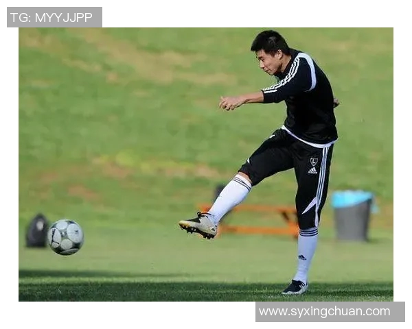 谁是当今足坛最强射手明星揭晓射门技巧与进球数据的传奇对决